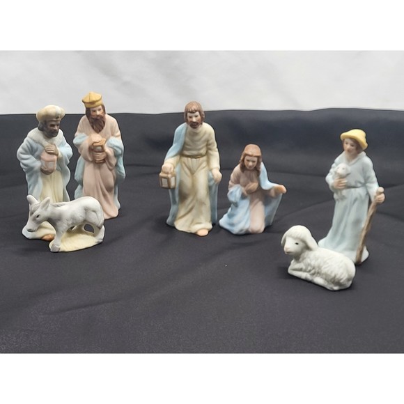 Lefton Nativity 1990 - Picture 1 of 8